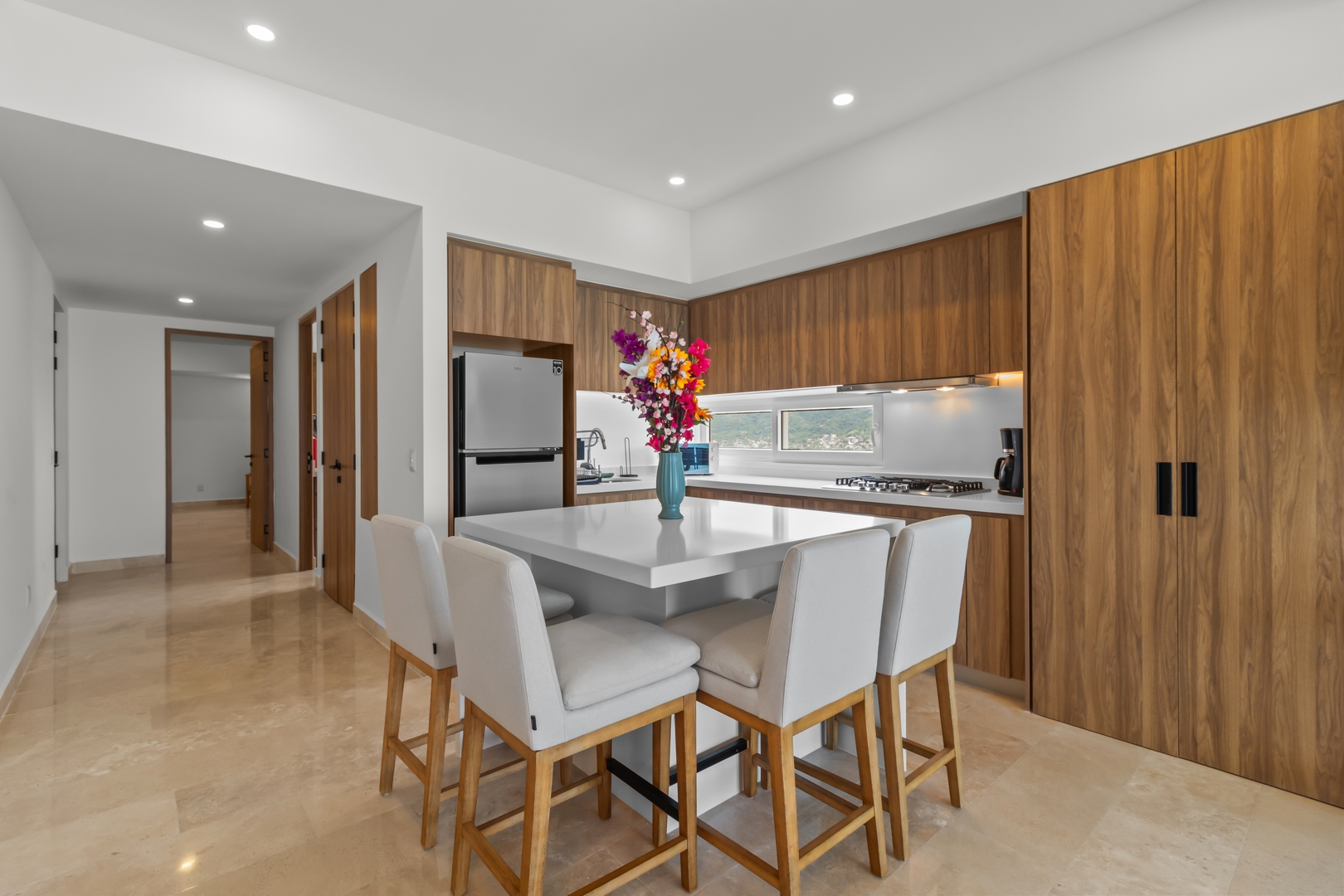 Harbor | 26th-Floor Ocean Views & King Bed 10 VIDA CORAL