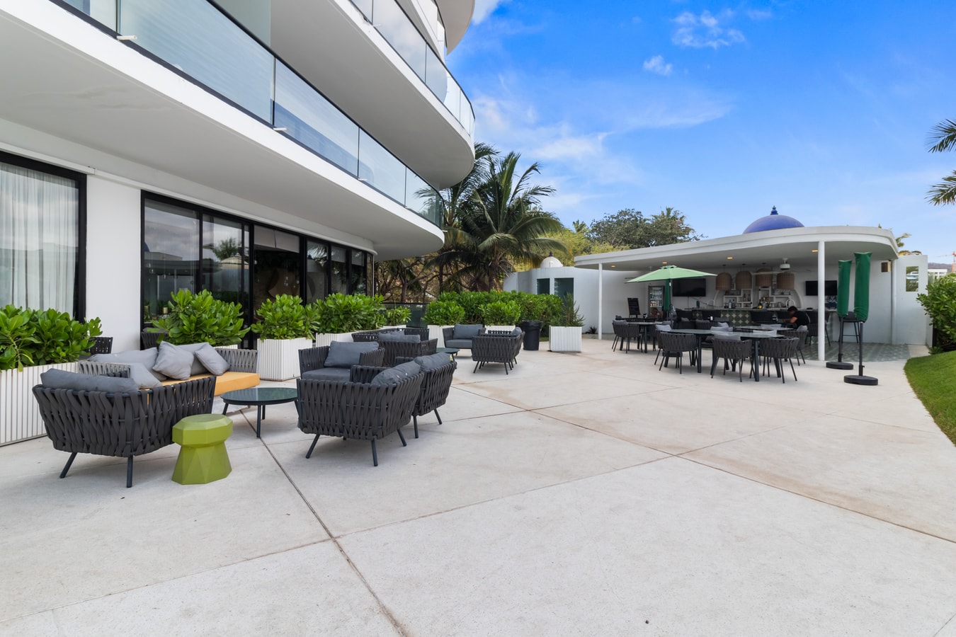 Ocean View & Beach Access | 2 Bedrooms 27 VIDA CORAL