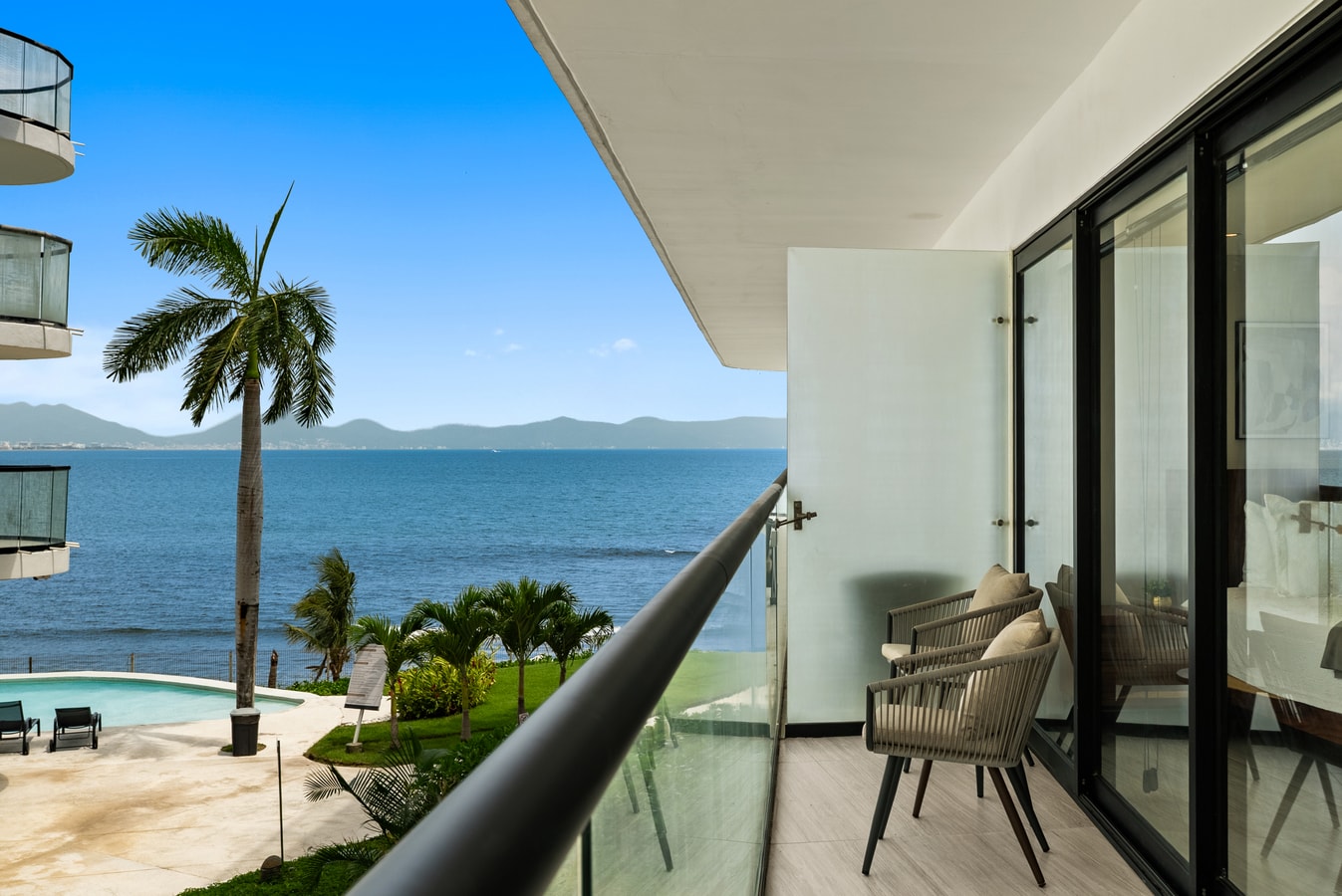 Ocean View & Beach Access | 2 Bedrooms VIDA CORAL