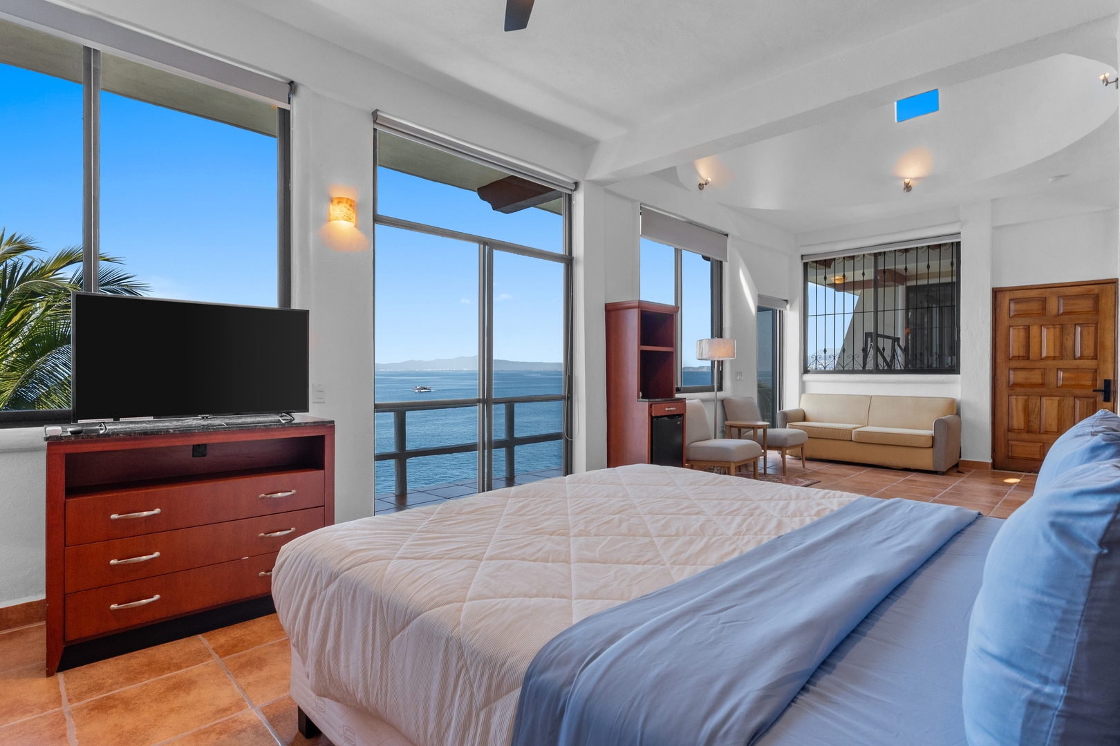 With sea views / View Next to the Oxxo viewpoint 17 VIDA CORAL