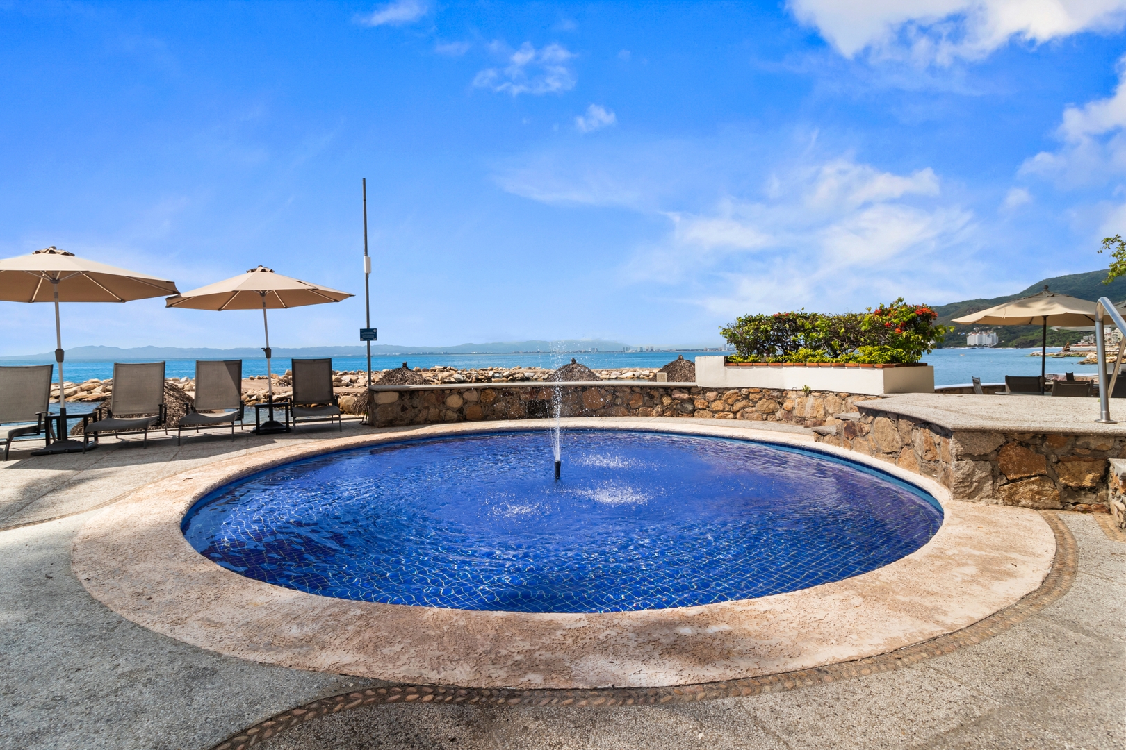 Beachfront condo, oasis of tranquility 62 VIDA CORAL