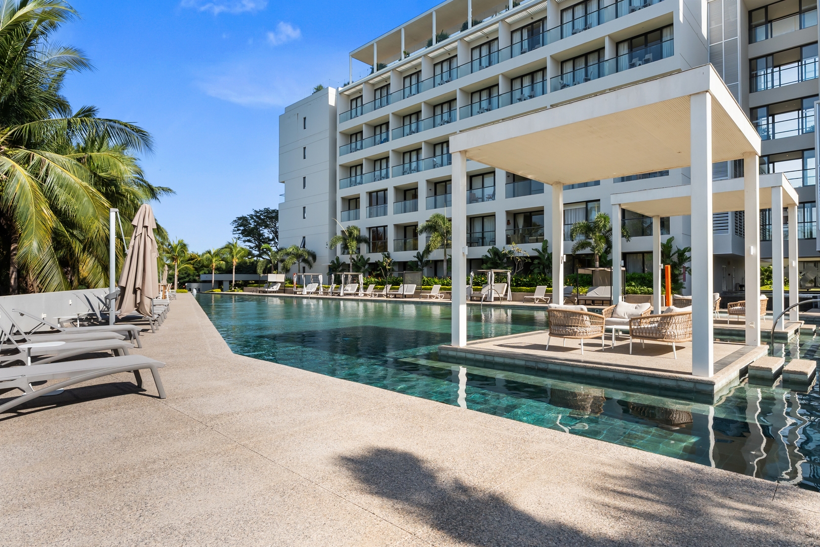 Bright studio at Hotel Mio with pool 21 VIDA CORAL