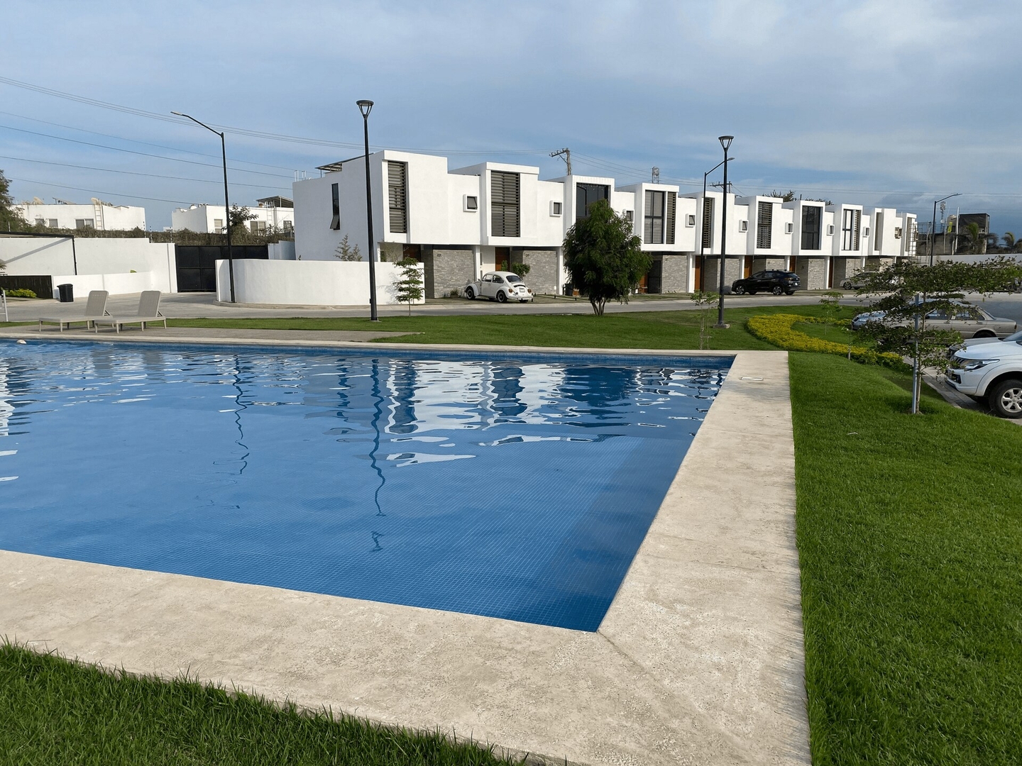 Modern with Pool and Security | in Mezcales 19 VIDA CORAL