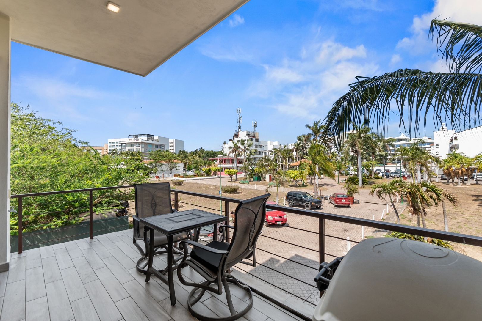 Serena 101 | Marina Views & Shared Rooftop Pool 10 VIDA CORAL