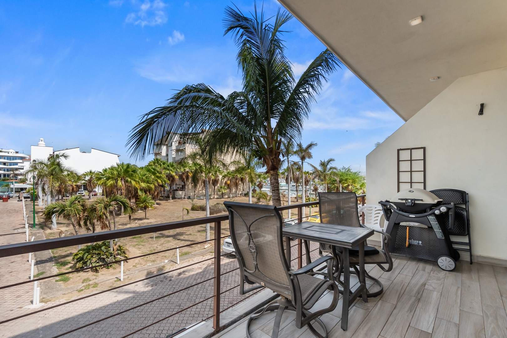 Serena 101 | Marina Views & Shared Rooftop Pool 30 VIDA CORAL
