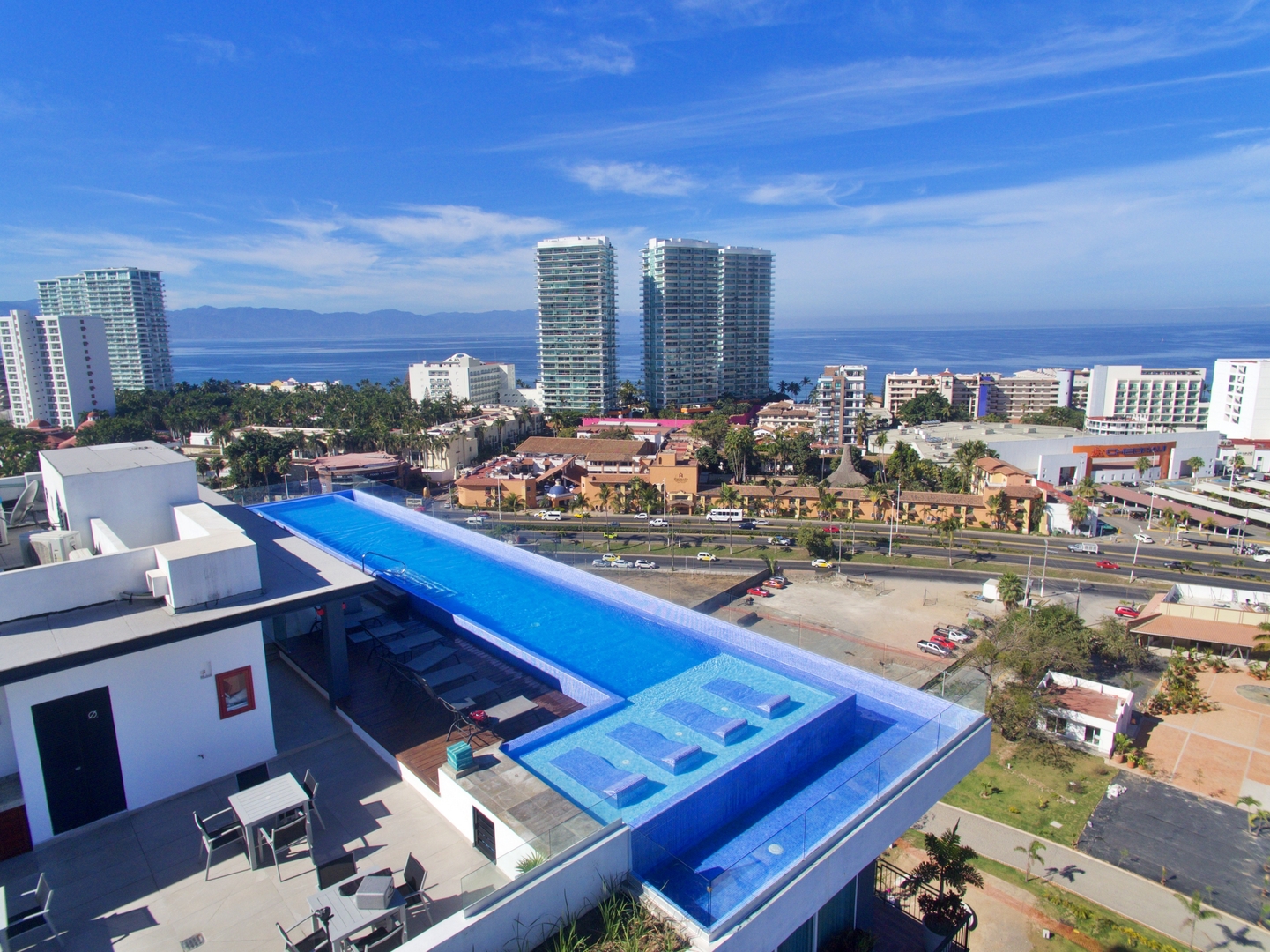 Modern Apartment + Pool + 5 min from the Beach 30 VIDA CORAL