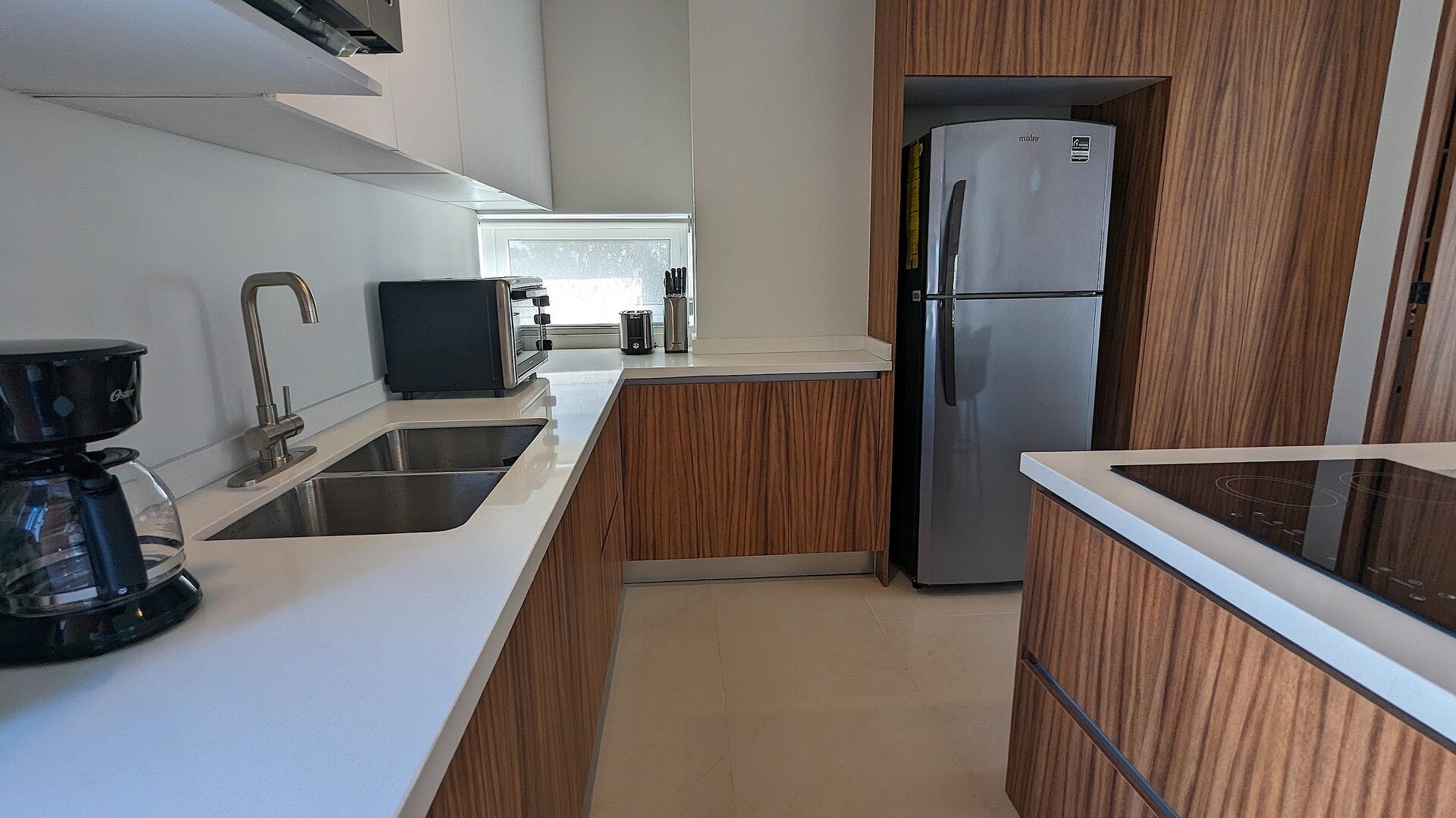 Modern retreat with pools and nature 18 VIDA CORAL