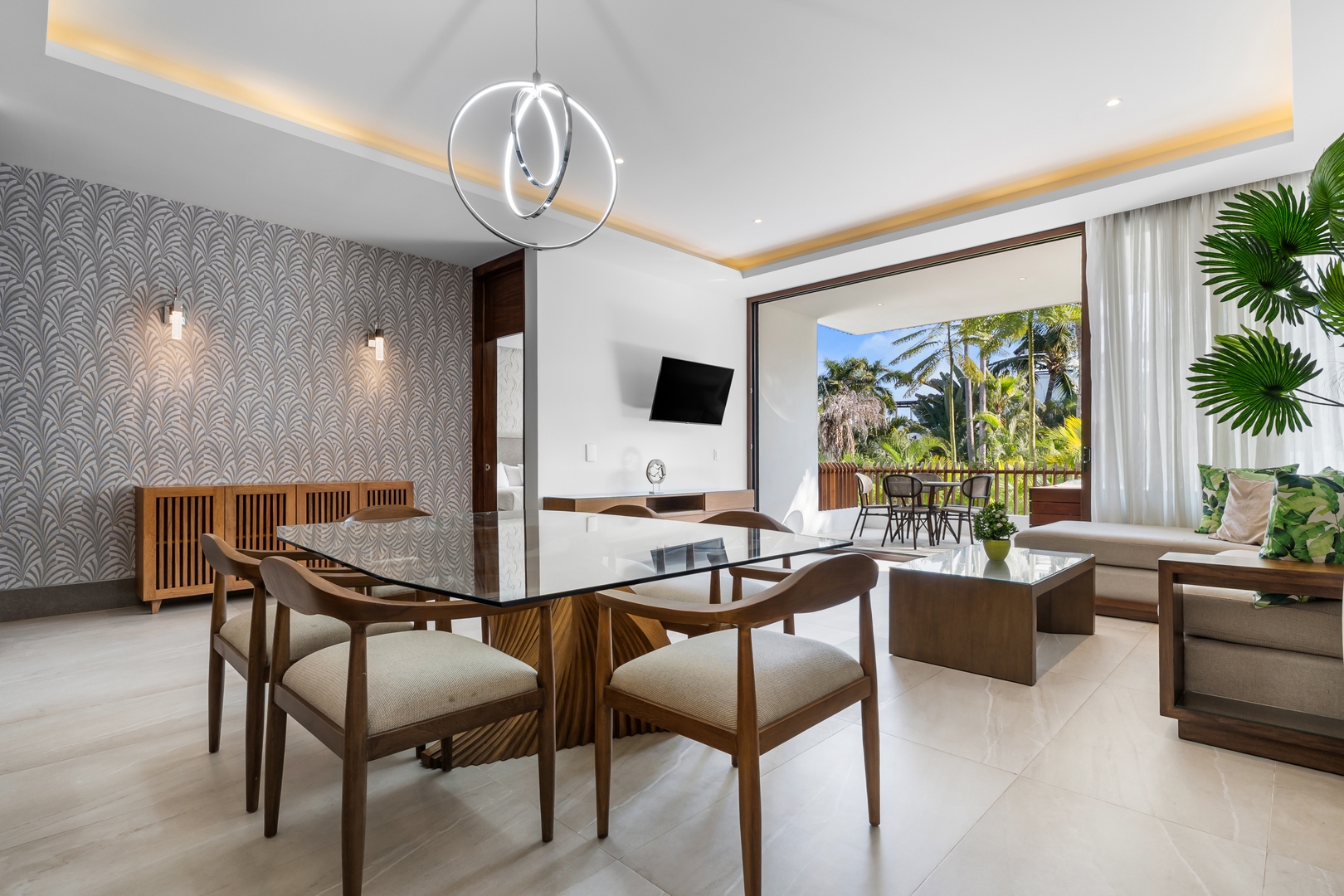 Your Quiet Corner with Pool and Relaxing Spaces 6 VIDA CORAL