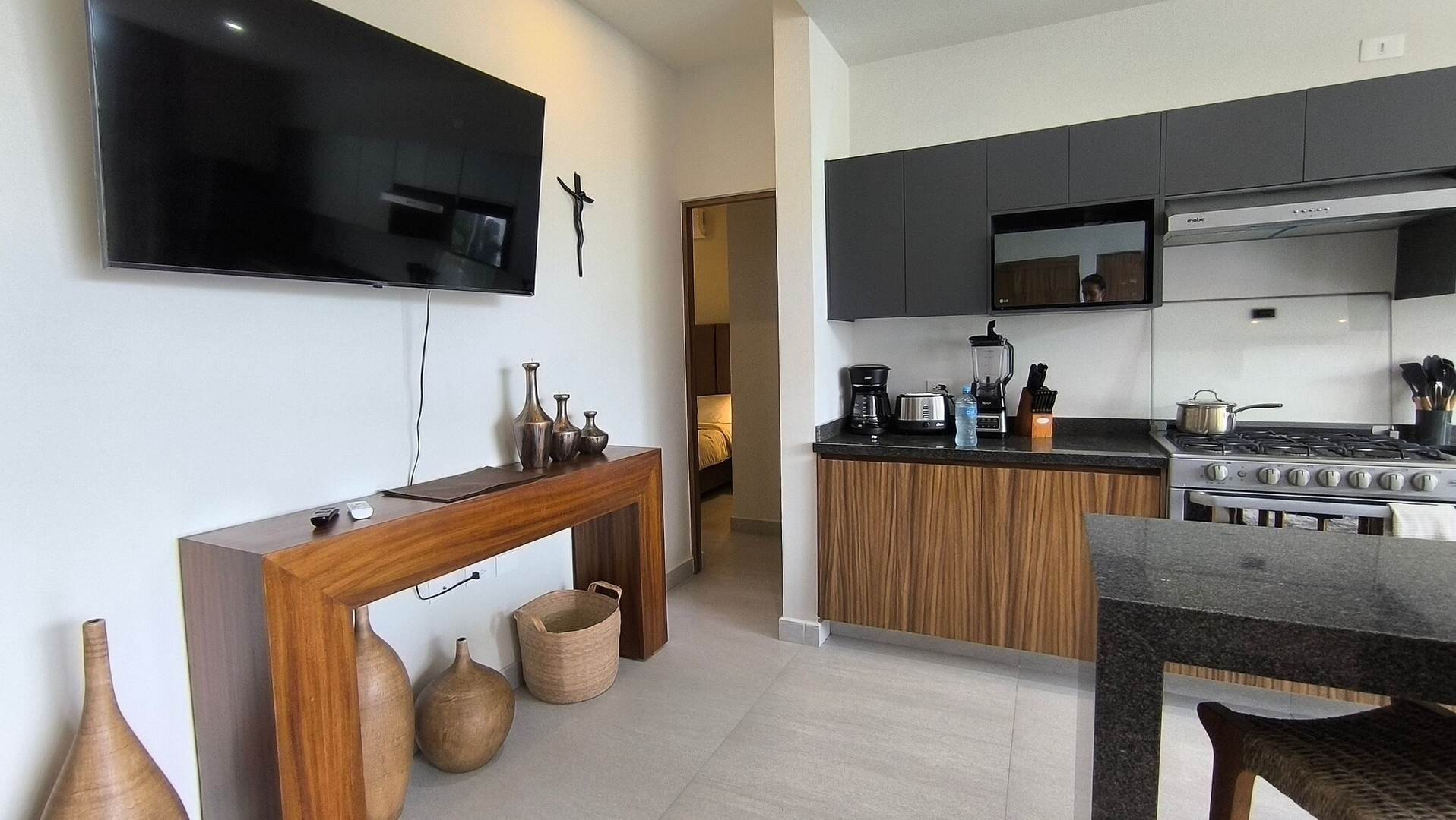 "Modern Style in Mezcales: Minutes from the Beach" 23 VIDA CORAL