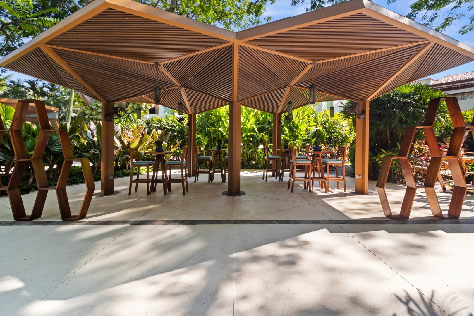 Your Quiet Corner with Pool and Relaxing Spaces 32 VIDA CORAL
