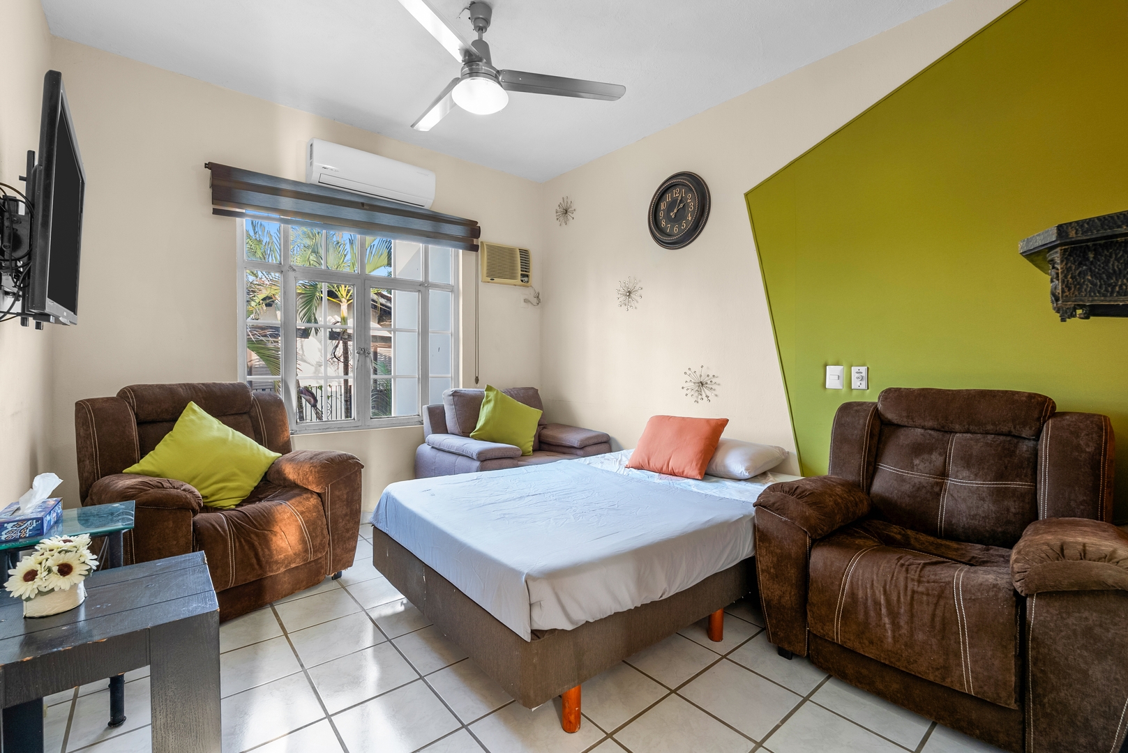 Casa Oasis 3BR with Patio 6 VIDA CORAL