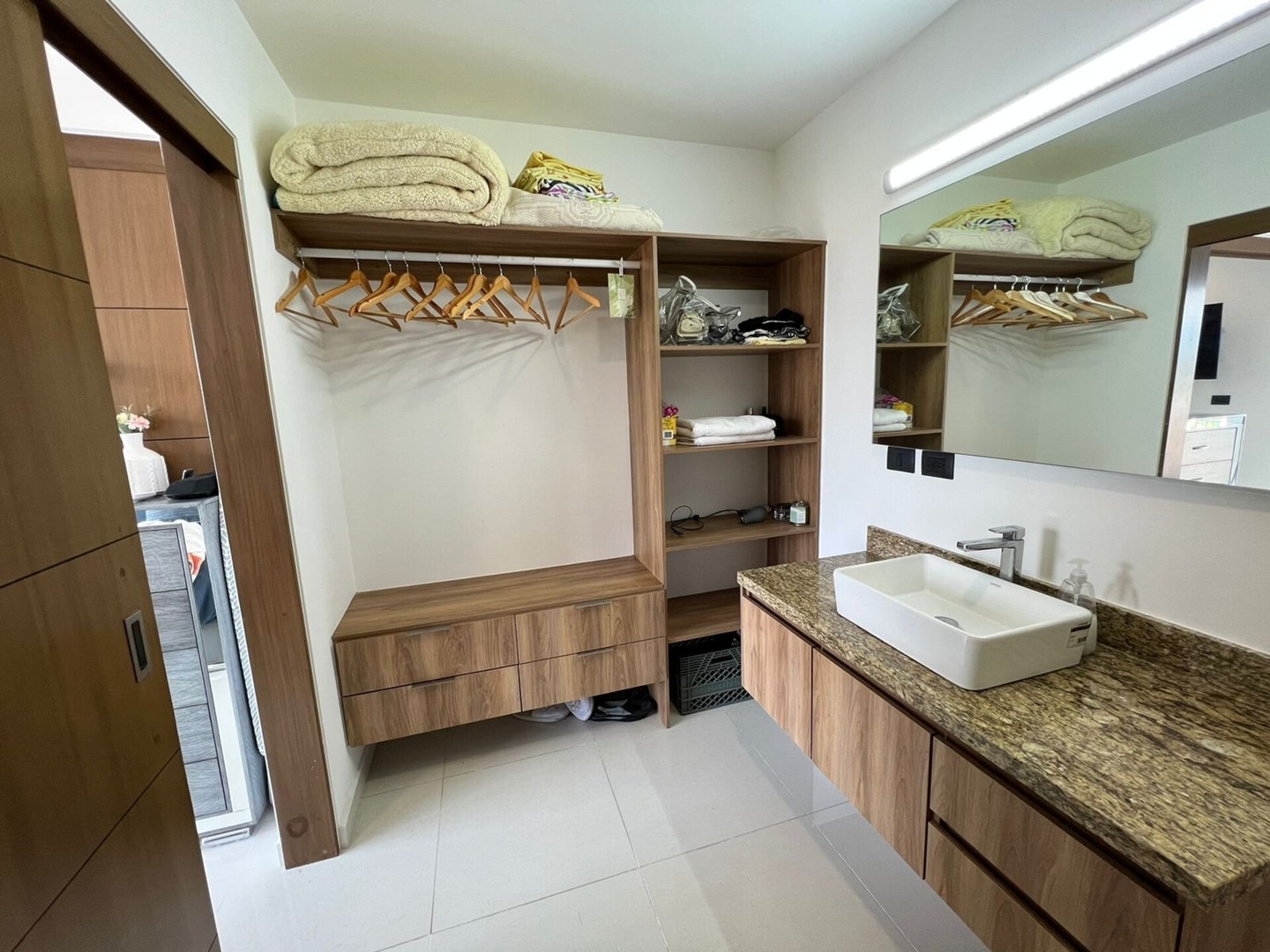 Loft at Zoho Skies | Rooftop Pool & Ocean View 17 VIDA CORAL
