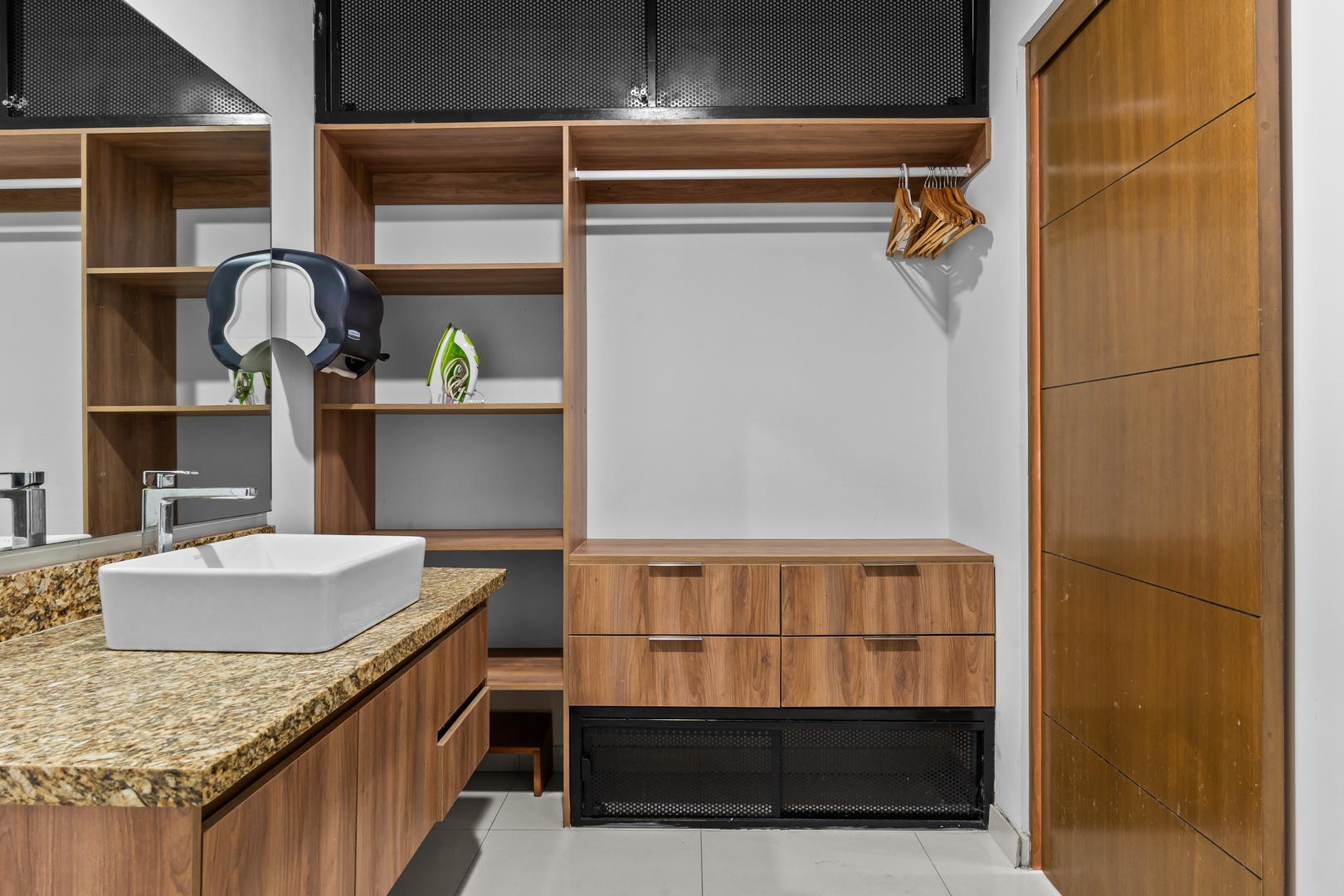 Modern Apartment + Pool + 5 min from the Beach 15 VIDA CORAL