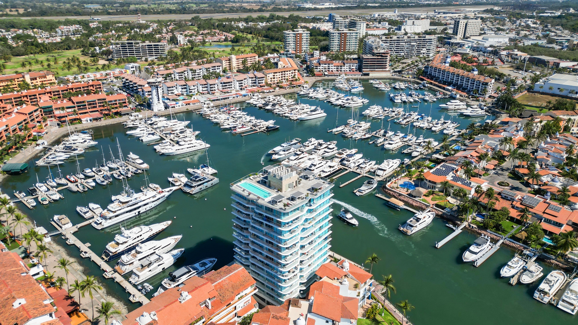 Comfort and Style by the Sea in Marina Vallarta 14 VIDA CORAL