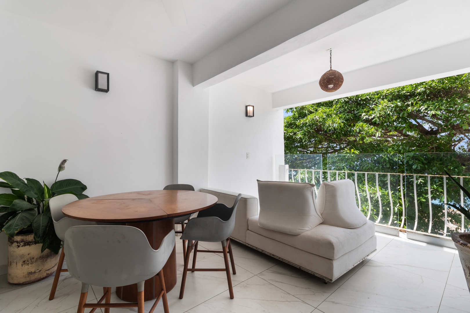 Beachfront condo, oasis of tranquility 34 VIDA CORAL
