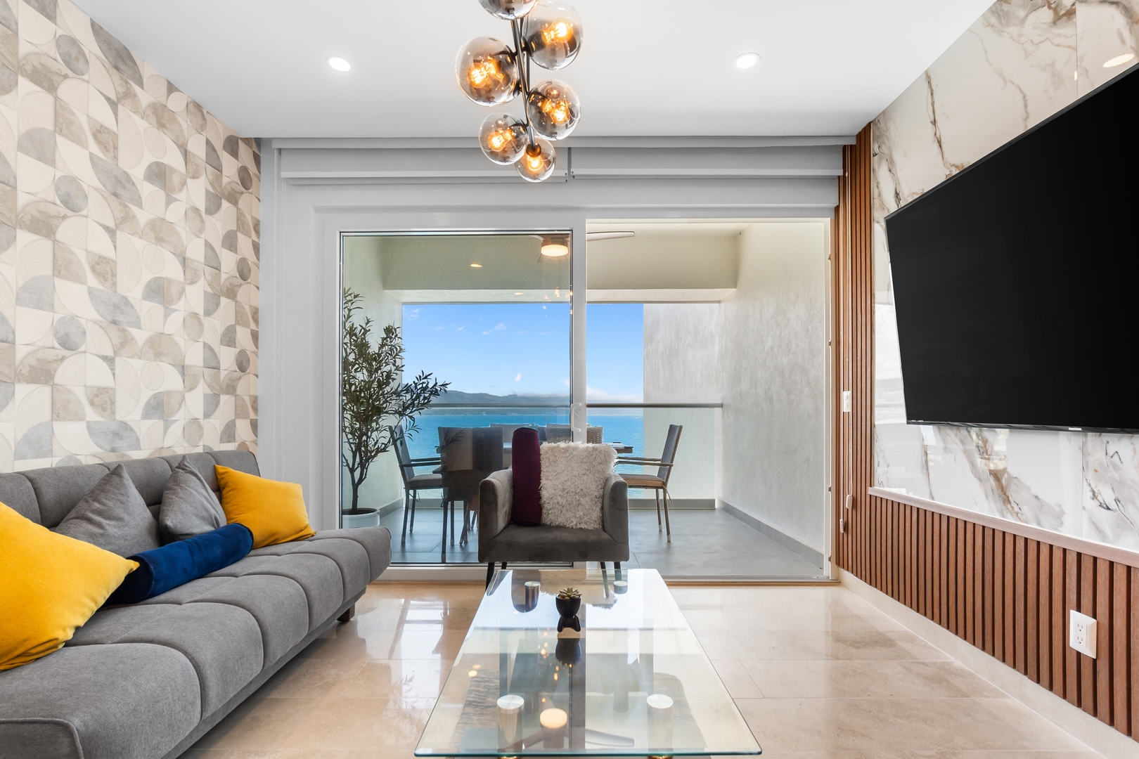 Harbor 604N | Ocean View & Shared Rooftop 17 VIDA CORAL