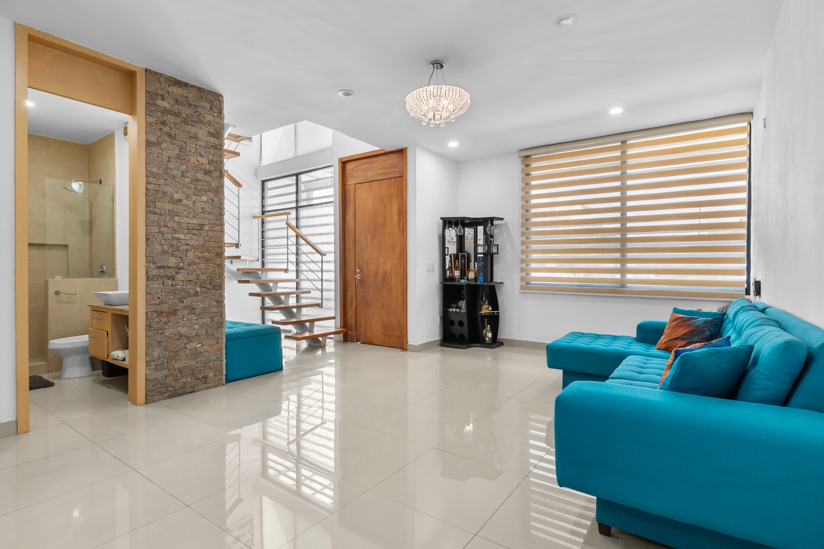 Seaport | Family Home & Shared Pool 5 VIDA CORAL