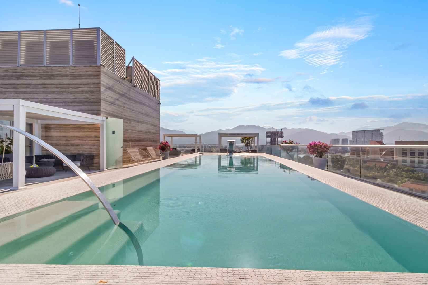 Marina Vallarta with View and Pool 38 VIDA CORAL