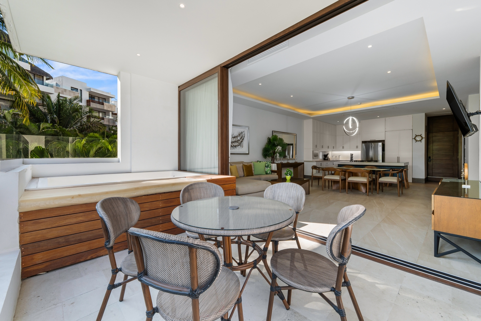 Your Quiet Corner with Pool and Relaxing Spaces 13 VIDA CORAL