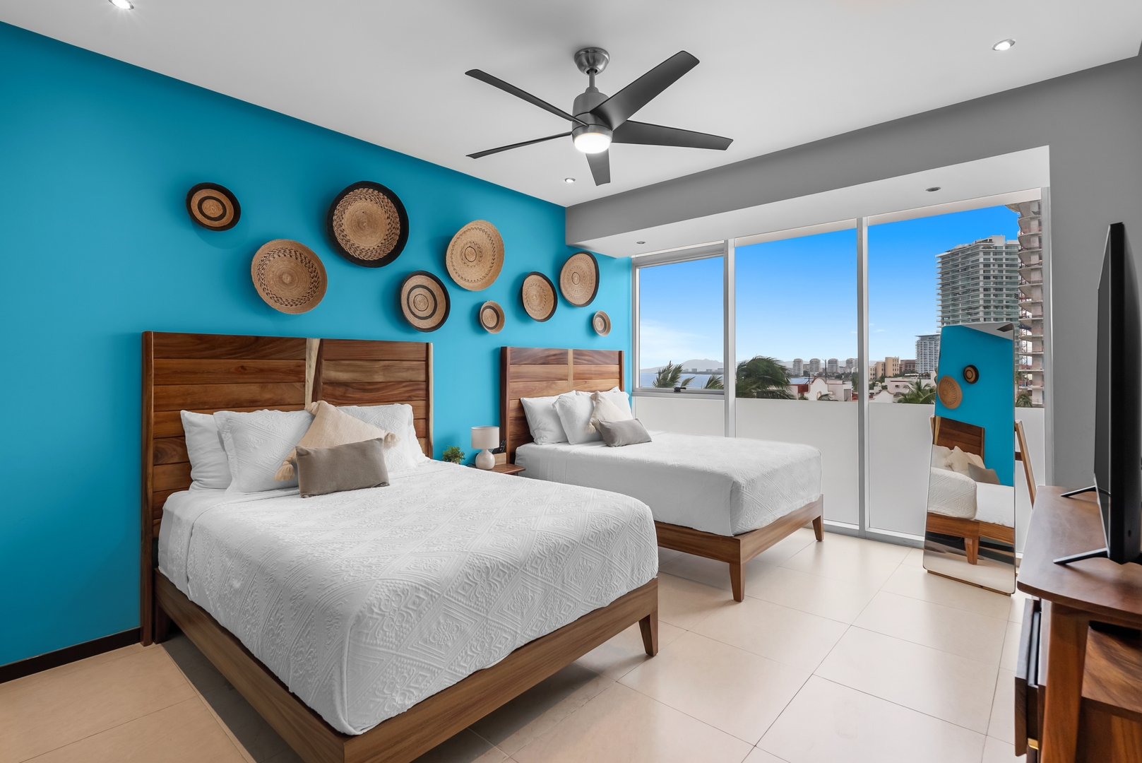 Oceanfront Family Haven 6 VIDA CORAL