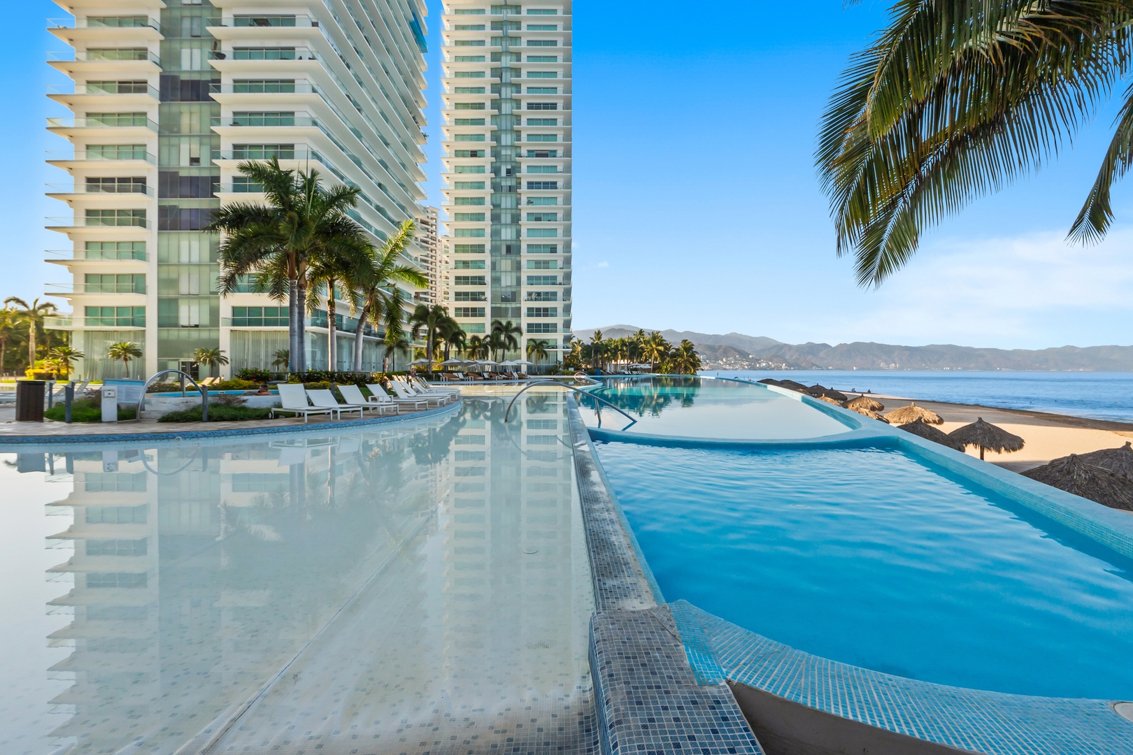 Oceanfront Family Haven 19 VIDA CORAL
