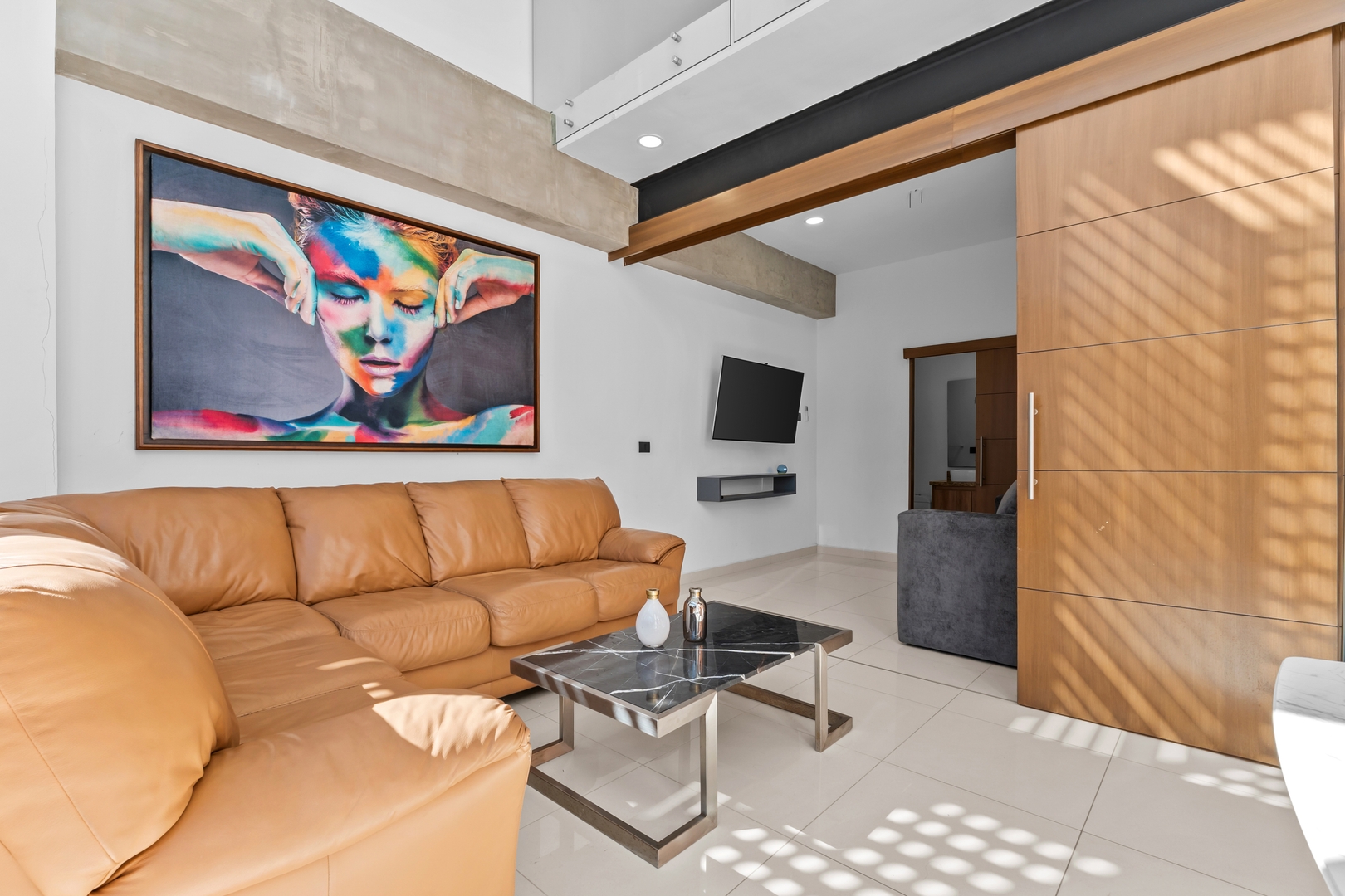 Double-height loft in Zoho Skies | Rooftop pool 10 VIDA CORAL