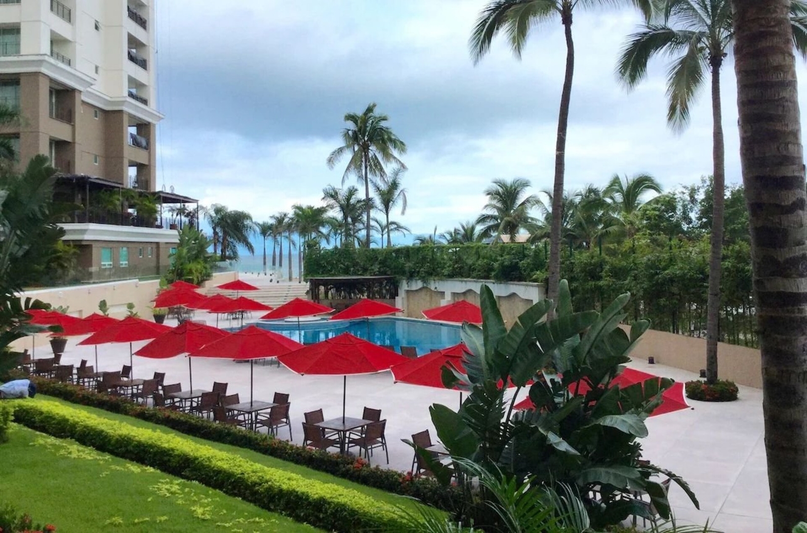 Beachfront, spectacular view, Grand Venetian 46 VIDA CORAL
