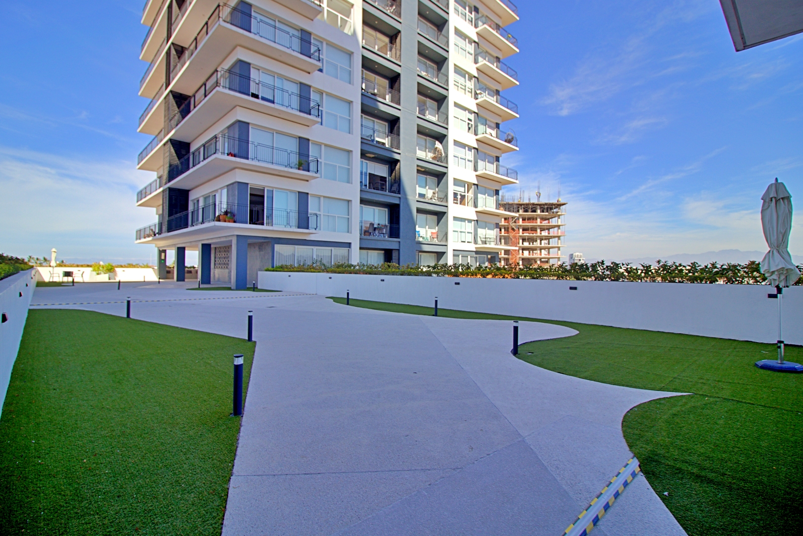 Loft at Zoho Skies | Rooftop Pool & Ocean View 48 VIDA CORAL