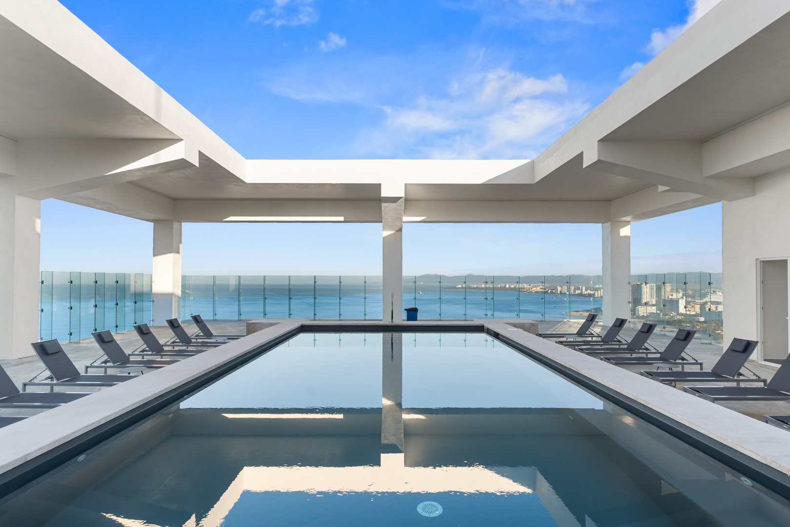 Harbor | 26th-Floor Ocean Views & King Bed 18 VIDA CORAL