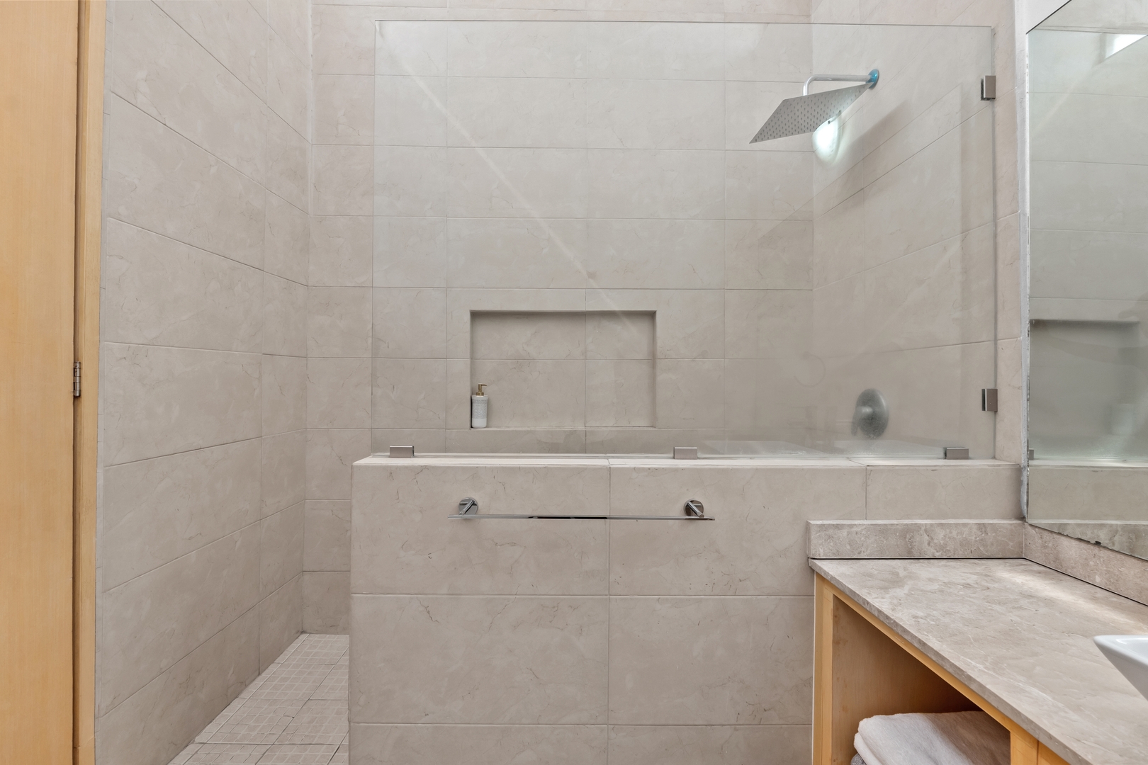 Seaport | Family Home & Shared Pool 29 VIDA CORAL