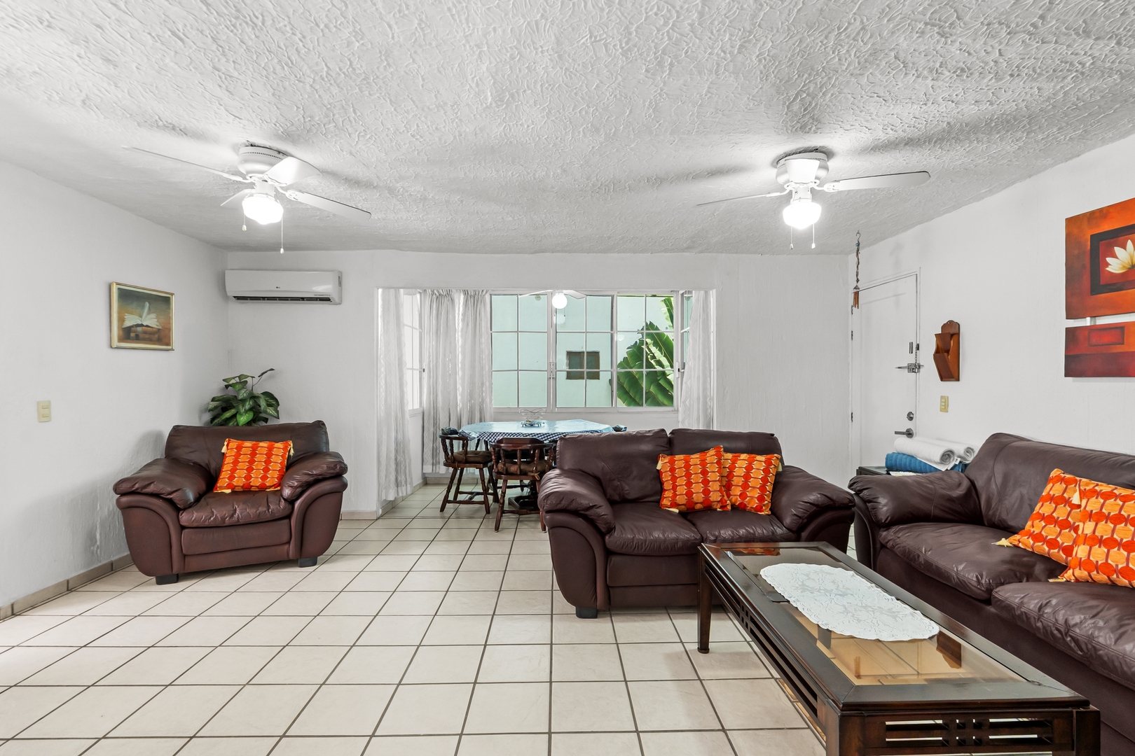 La Marina | 2 Bedrooms, King Bed & Shared Pool 11 VIDA CORAL