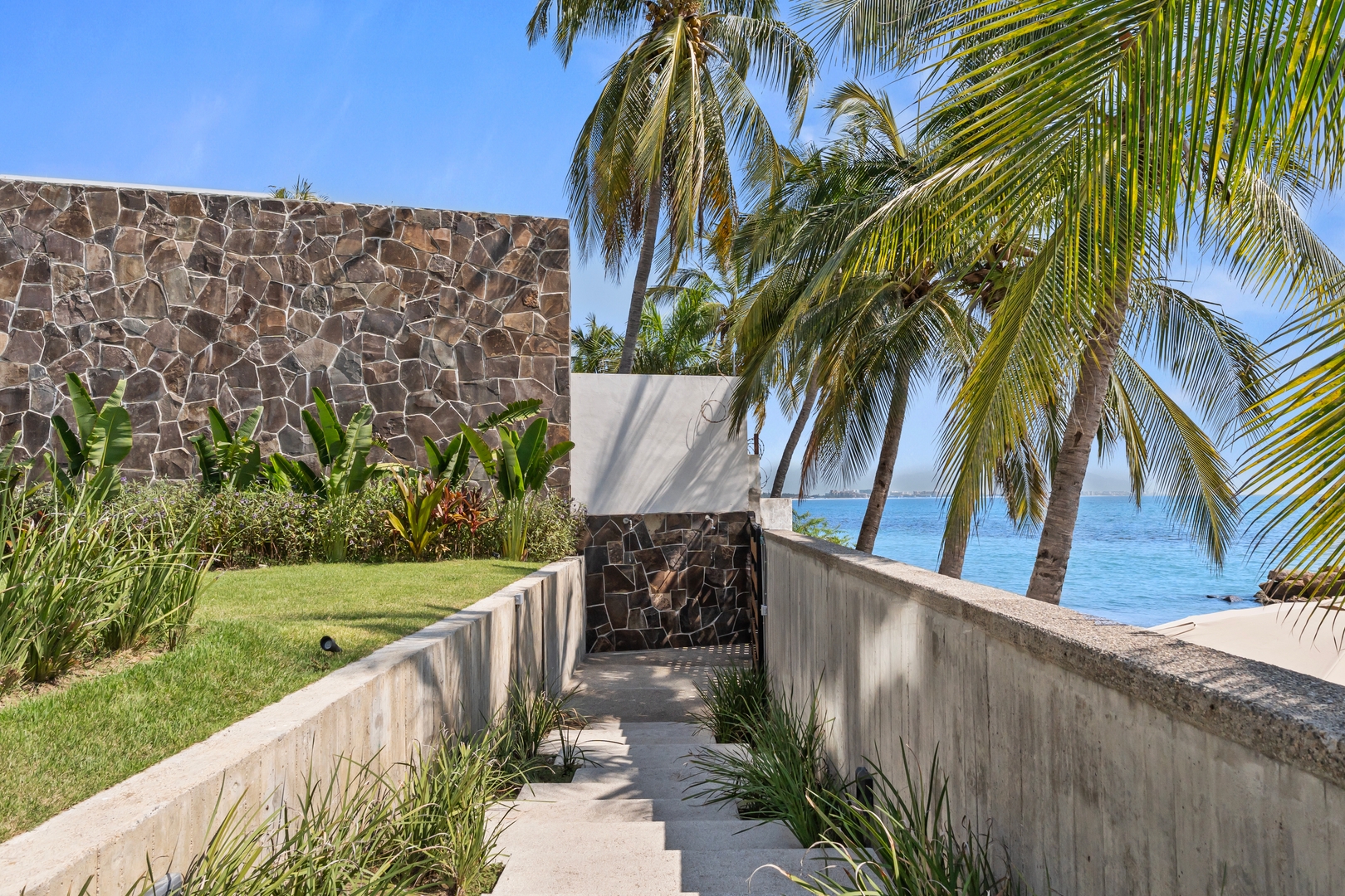 Cozy Modern Condo with Scenic Balcony Views 34 VIDA CORAL