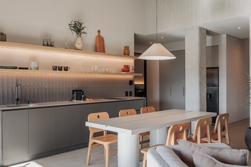 3Br & Jacuzzi 82T-501