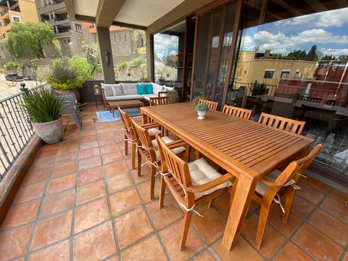 Spacious Apt w/ Terrace | Central and Familiar 25 Destyna