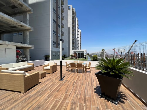 AVANTA Pool, Excellent Location | Convenient 36 Destyna