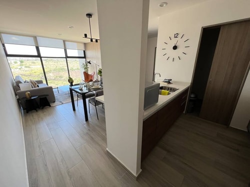 MOTTO 1803A Gym, Pool | Modern - Comfort 36 Destyna