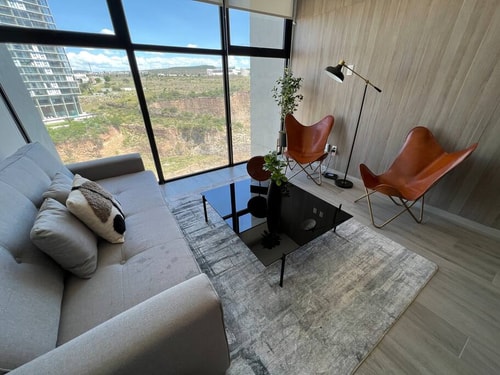 MOTTO 1803A Gym, Pool | Modern - Comfort 37 Destyna