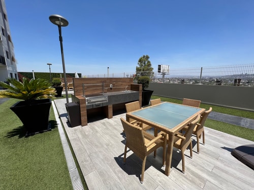 AVANTA Pool, Excellent Location | Convenient 43 Destyna