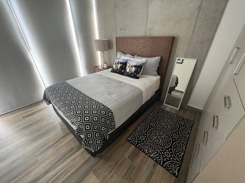 POSTAL 702 Gym, Pool, Spa | Exclusive - Elegant 22 Destyna