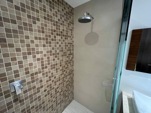 LATITUDE  Best location | Convenient - Comfort 18 Destyna
