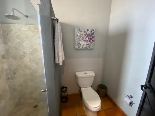 Spacious Apt w/ Terrace | Central and Familiar 14 Destyna