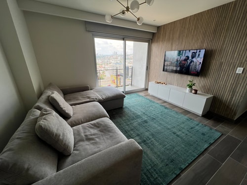 AVANTA Pool, Excellent Location | Convenient 7 Destyna
