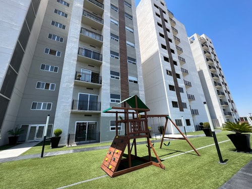 AVANTA Pool, Excellent Location | Convenient 31 Destyna