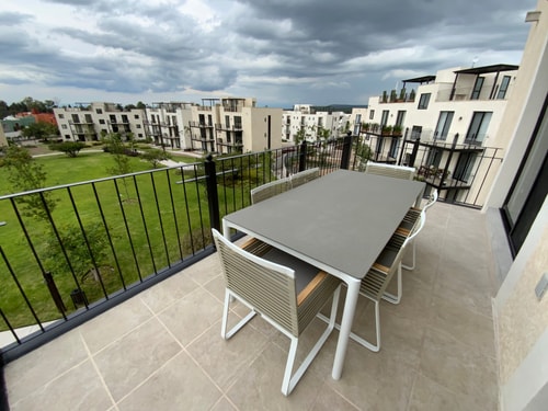 LUMINARIA Pool, Near the Historic Center | Elegant 29 Destyna