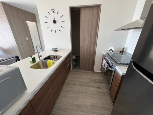 MOTTO 1803A Gym, Pool | Modern - Comfort 18 Destyna