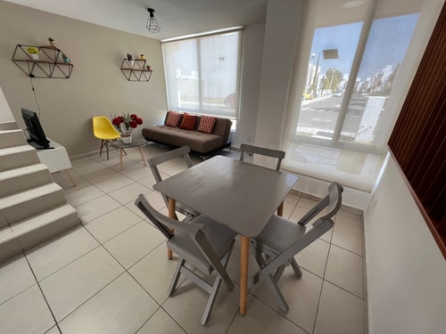SONTERRA House 25 min. Toyota Plant | Familiar 11 Destyna