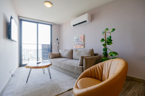 1BR in Casco View Life