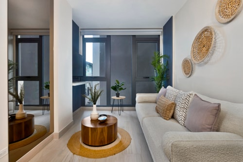 1 BR | Cowork & Pool Access by Casco View Life