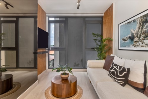 1 BR | Cowork & Pool Access by Casco View Life