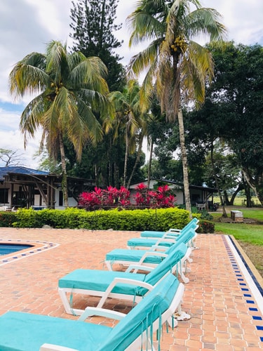 Luxurious Hacienda with Pool 20 INUS LIFE